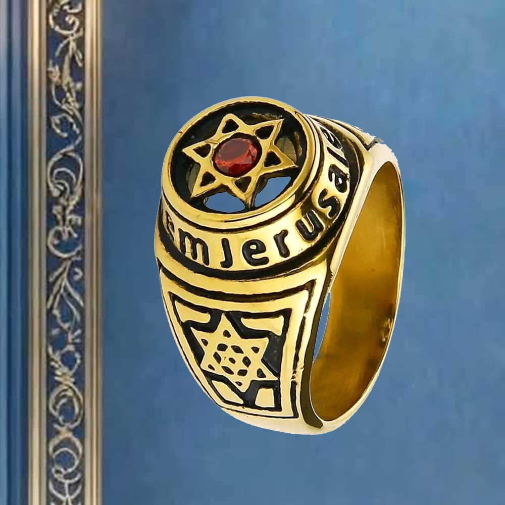 Anel de Ouro Com a Estrela de Davi